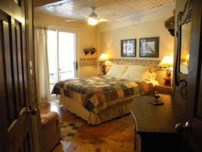 Stouffermill Bed & Breakfast Algonquin Highlands Екстер'єр фото